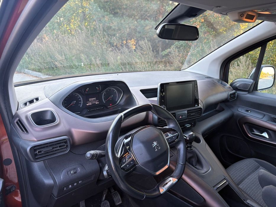 Peugeot Rifter GT-LINE mega kolor Webasto alu szklany dach Diesel 130 km Opłacony