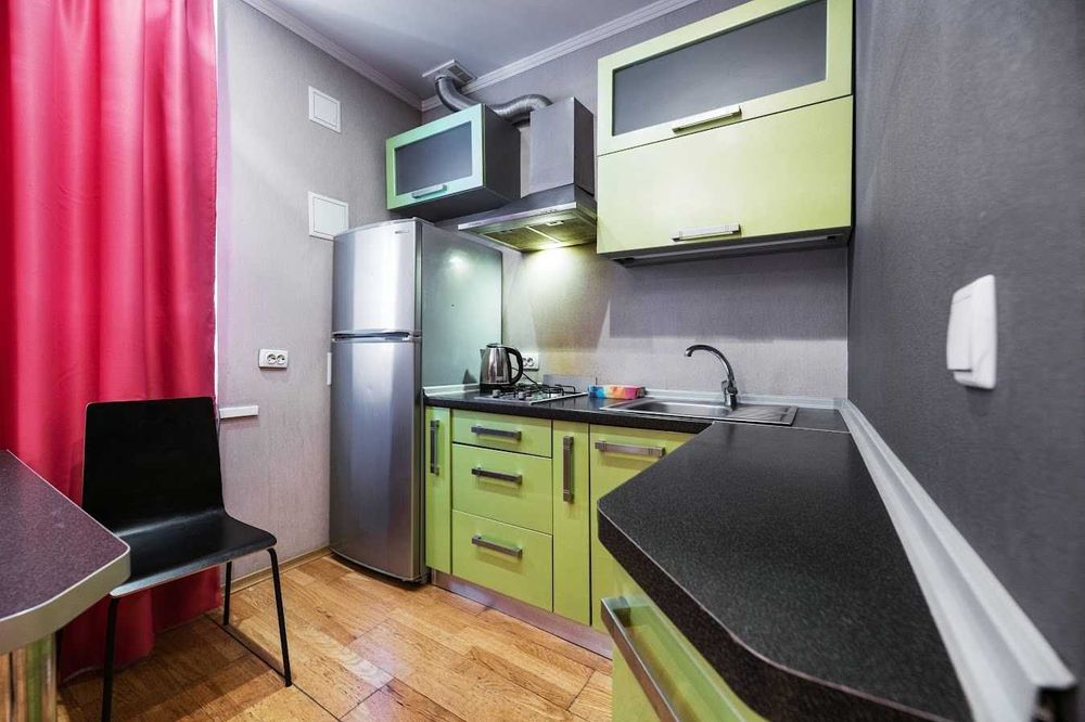 Посуточно Басейная 17 Центр и Есть Варианты Квартир по Киеву