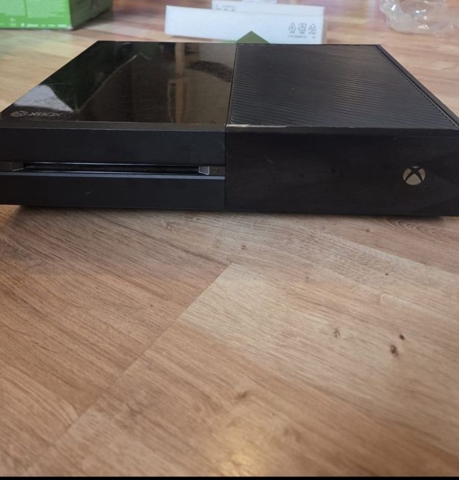 Konsola XBOX ONE