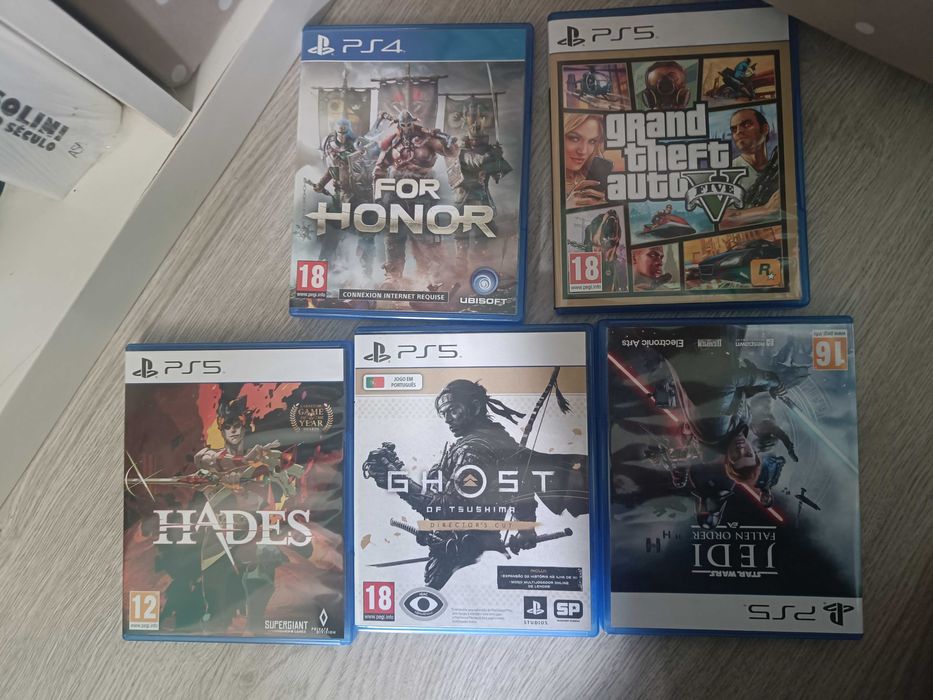 PS5 com Leitor + 6 Jogos | Excelente Estado