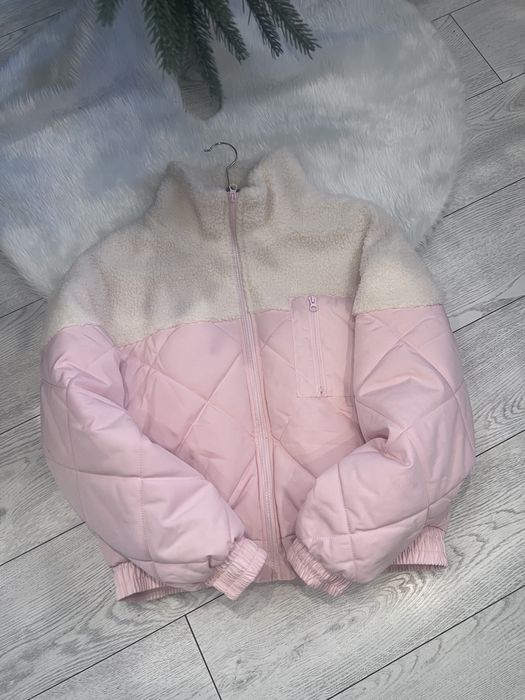 Весняна куртка жіноча