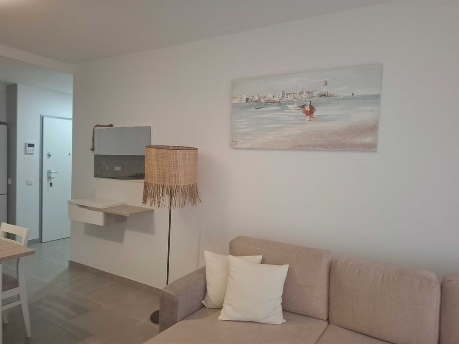 Apartamento Armação de Pêra  alugo ao ano