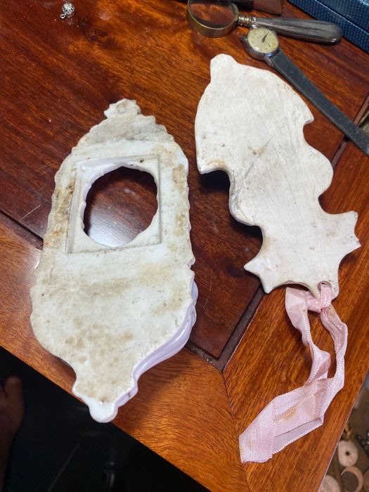 Pia de Água benta Porcelana VA Séc XIX 15,5 cm