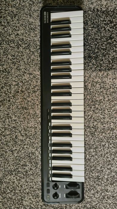 Line6 - MobileKeys49 + Pedał ekspresji