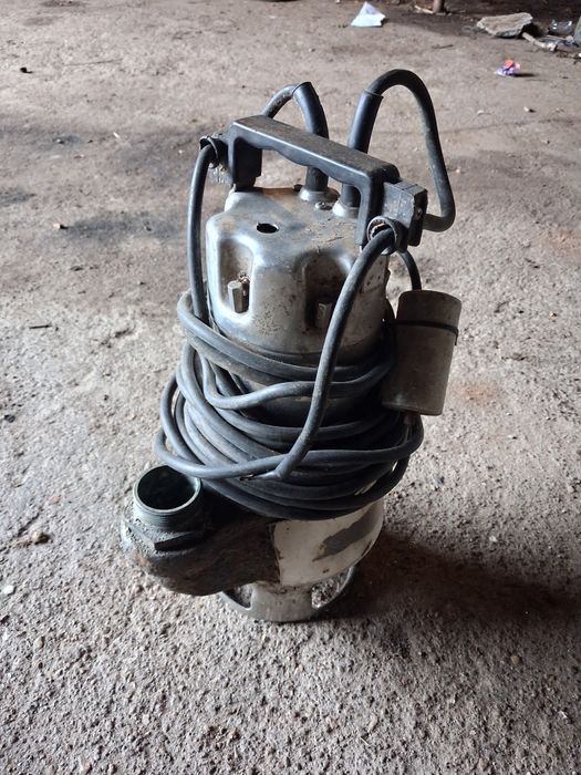 Motor de extração de águas residuais