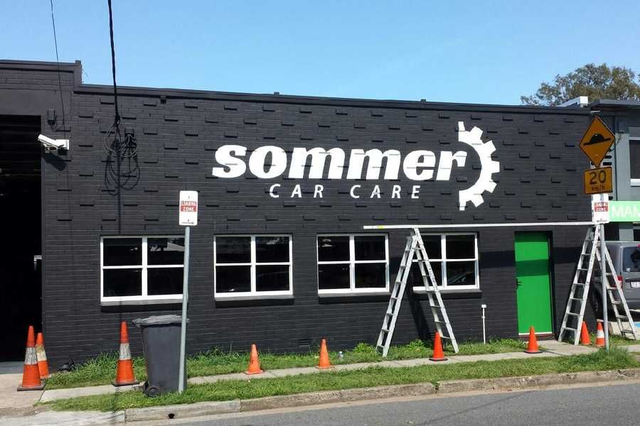 Lettering & Sign Writing Profissional · Cartazes Pintados à Mão