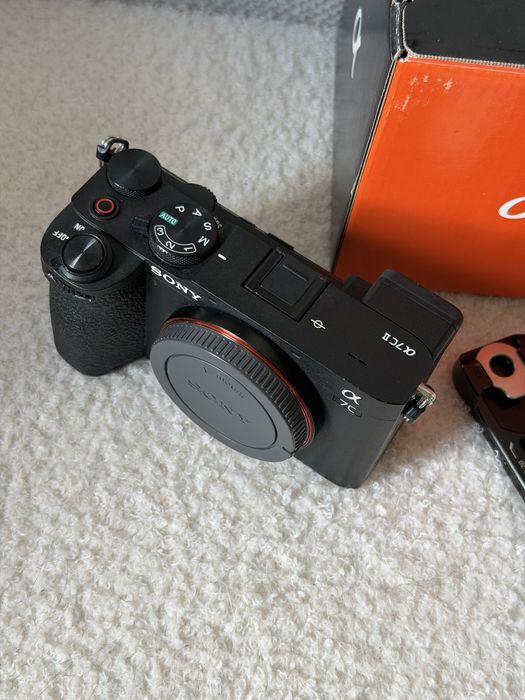 Sony a7cII (+-nova)