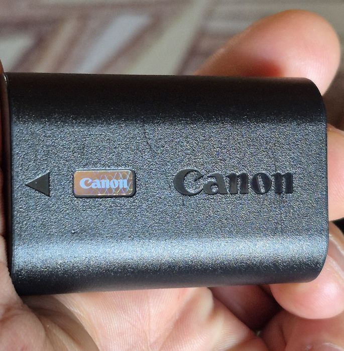 Акумулятор Canon lp-E6NH