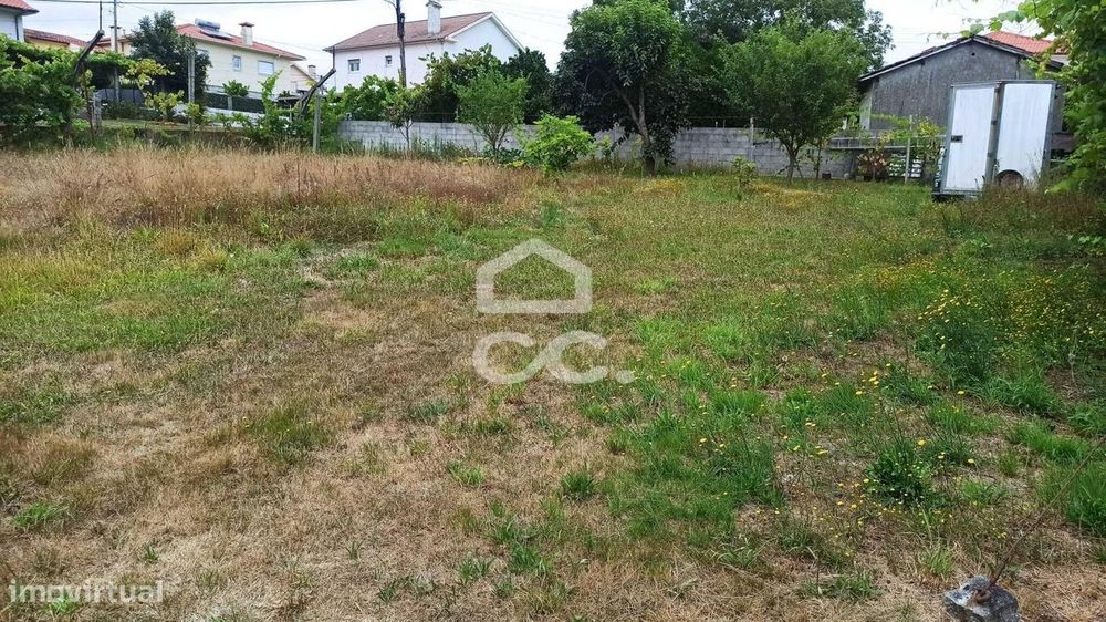Terreno para construção em Estorãos - Fafe