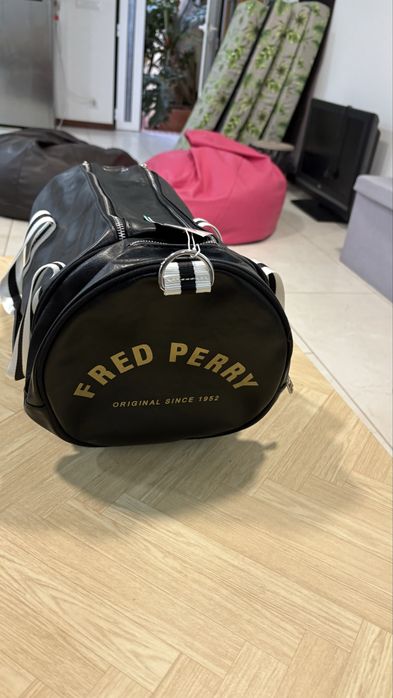 Saco fred perry novo