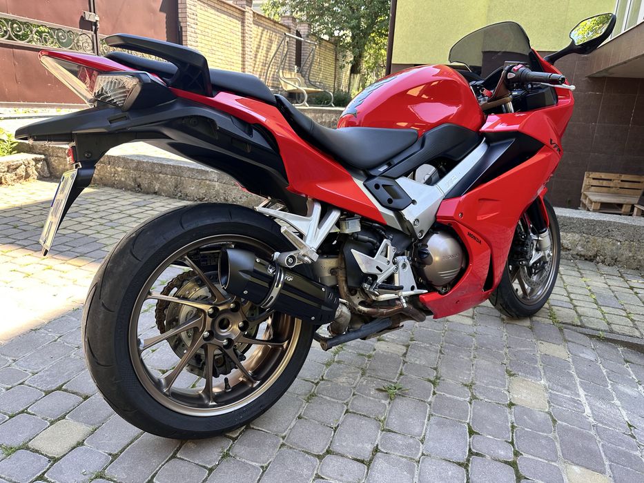 Honda VFR 800 обмін
