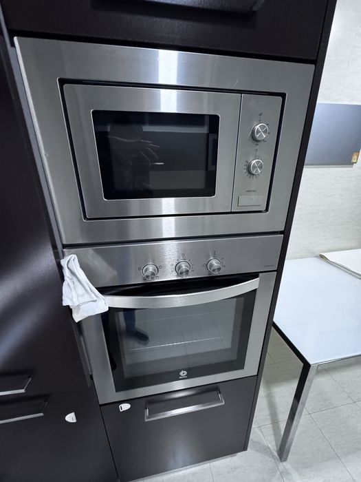 Aluga-se T2 semi-mobilado