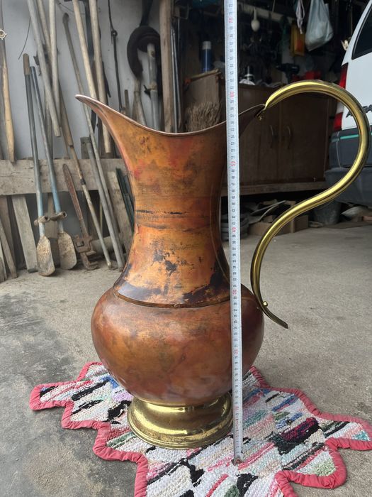 Jarrões em cobre antigos