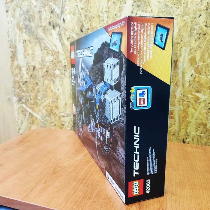 Lego Technic 42063 BMW R 1200 GS Adventure Selado