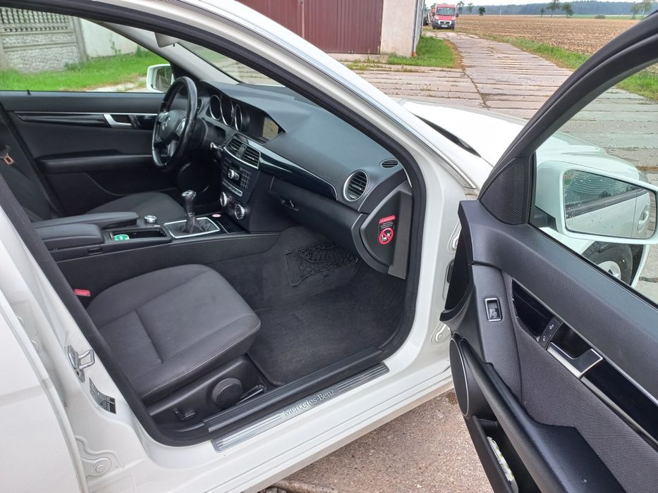 Mercedes C - klasa 2.2CDi BlueEFFICIENCY