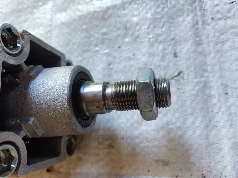 Пневмоцилиндр  camozzi.