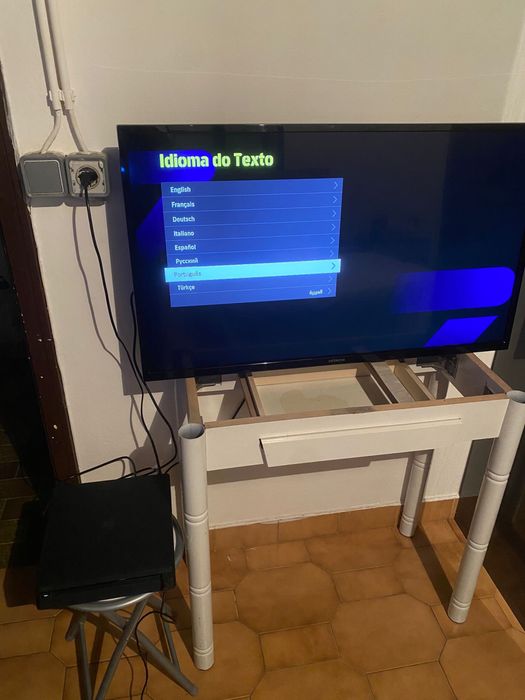 Ps4 Slim com comando