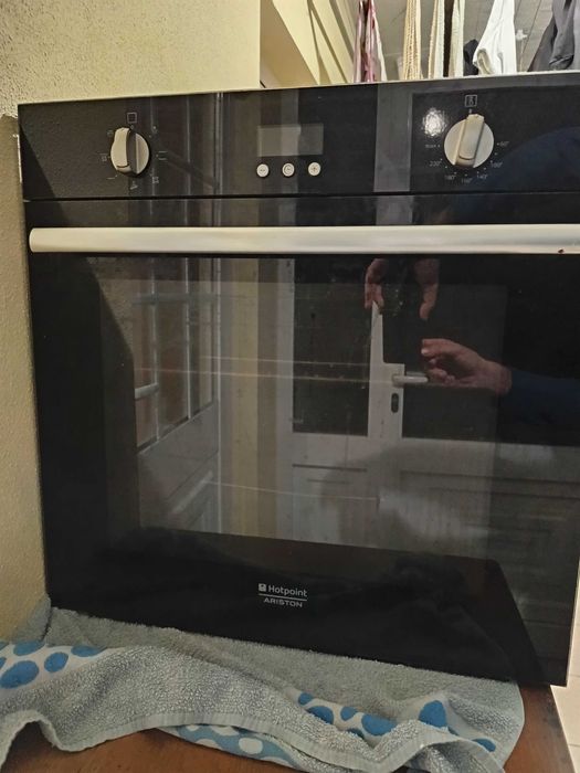 Forno elétrico Ariston hotpoint