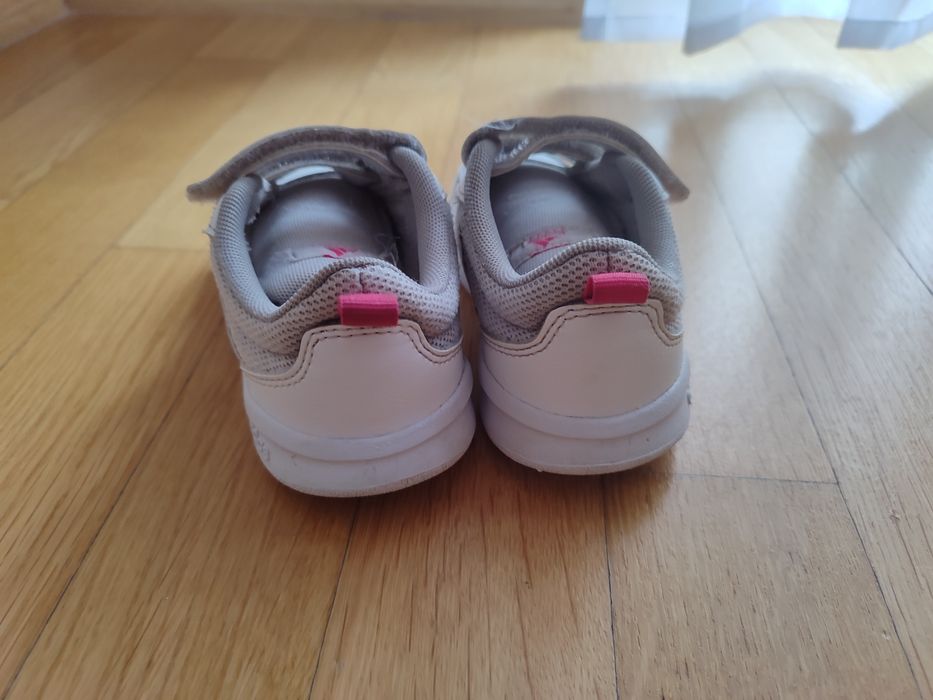 Adidasy Adidas dziewczynka rozmiar 26