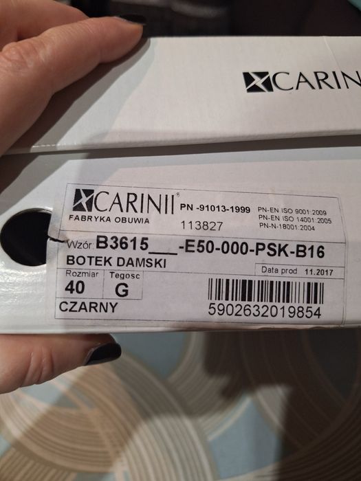 Buty damskie Carinii 40