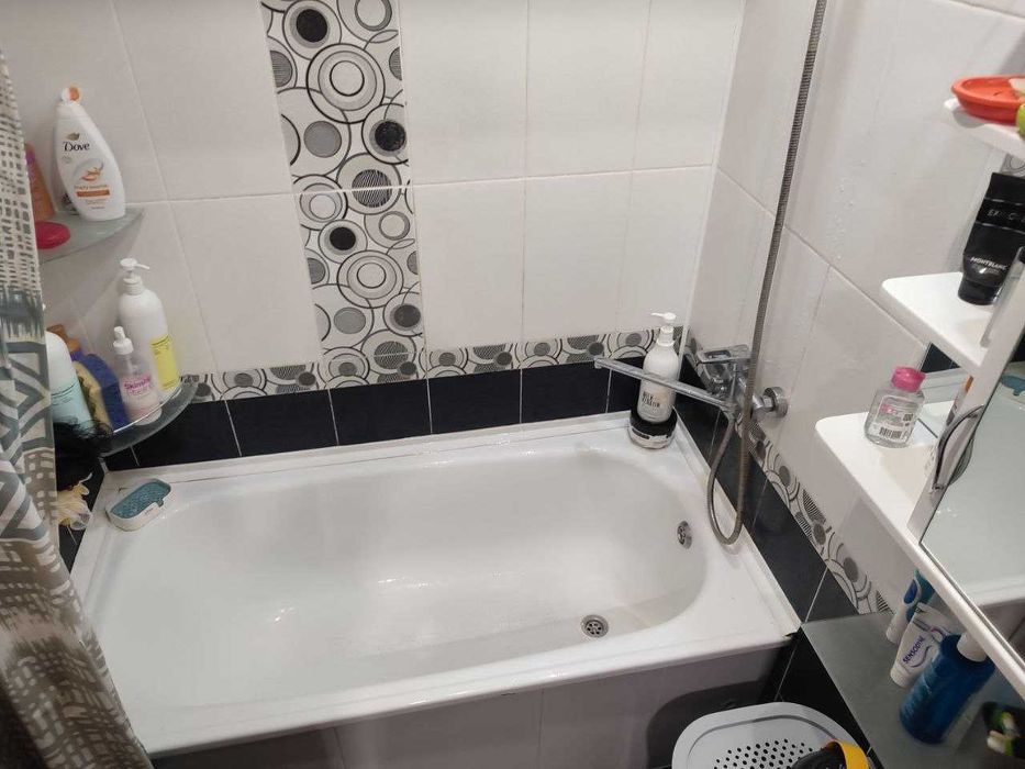 Продаж затишної  двохкімнатної квартири в Заводському районі