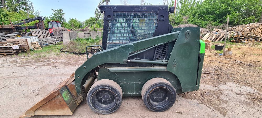 Mini ładowarka CAT 226