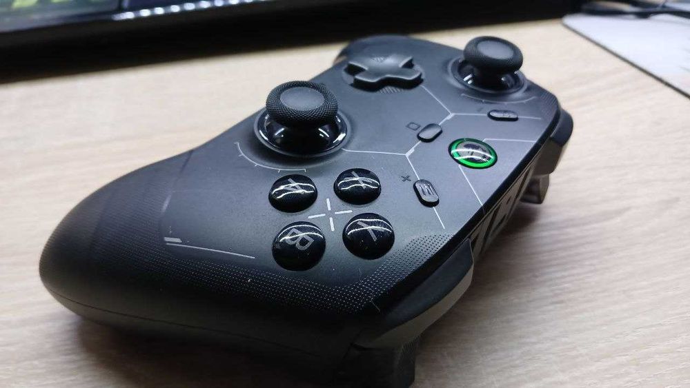 геймпад Gamesir Cyclone 2