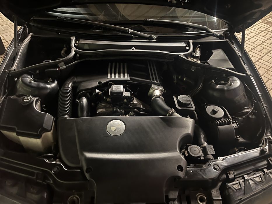 Продам BMW e46 320d на ручкі