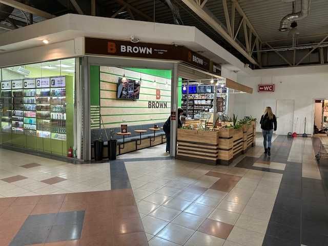 Оренда ТЦ "Сріблястий"  м. Львів вул. Патона 37 (23.10 м.кв)