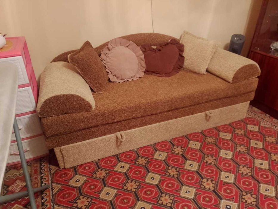 Розкладний диван