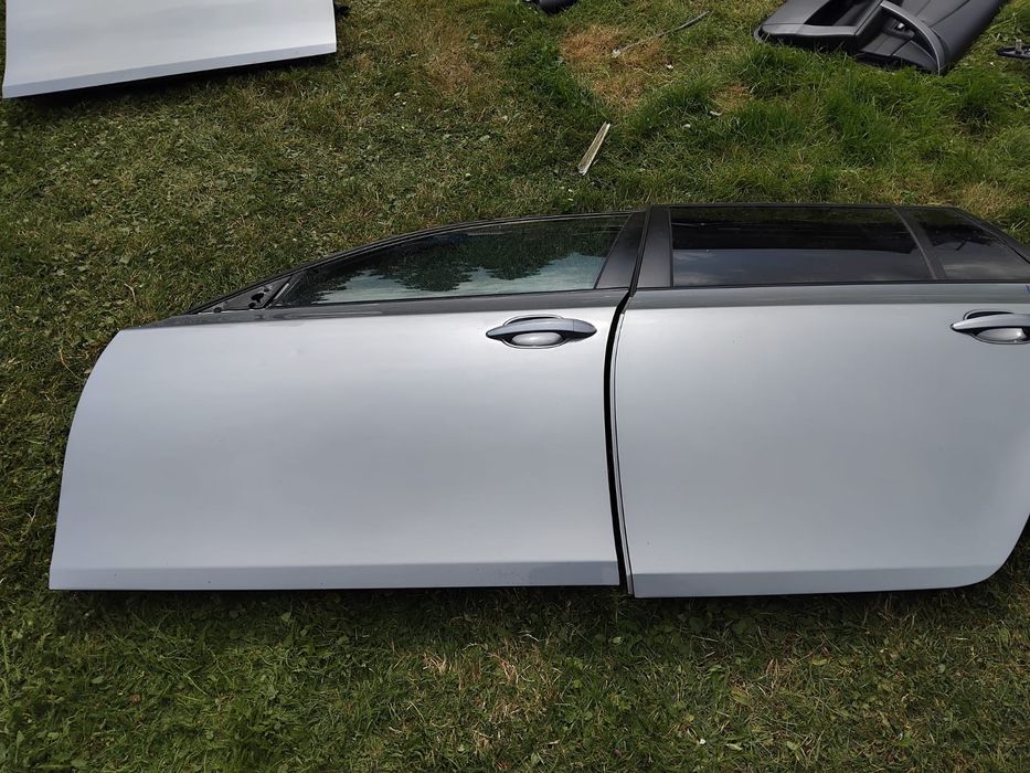 Drzwi lewe tył tylne Bmw E61 A08/7 Silbergrau