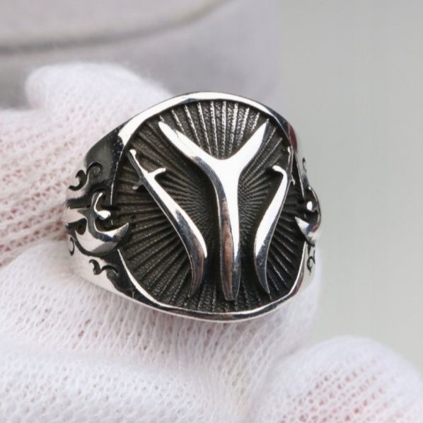 Srebrny sygnet 925 Assasin Witcher