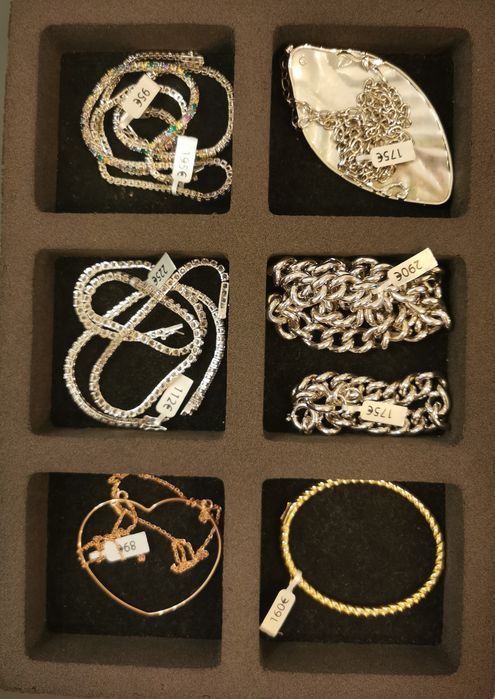 Tabuleiros de arrumação para jóias/Ourivesarias