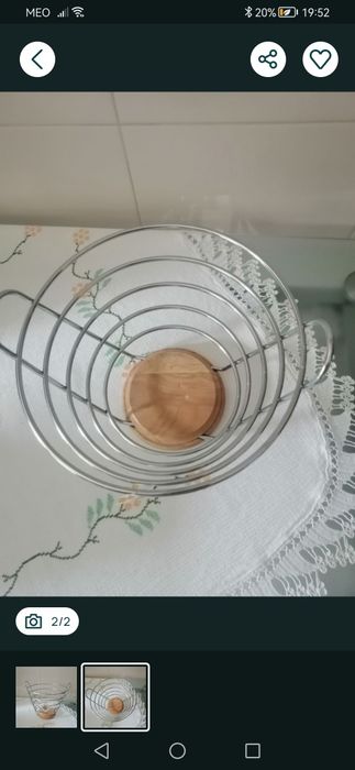 Nossa Senhora em gesso +Estatueta em marfinite com base em madeira+ fruteira em metal
