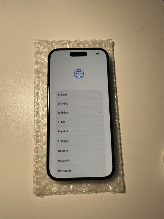 Iphone 16 black icloud 95%