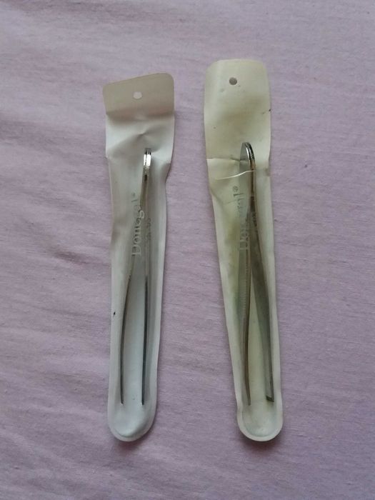 Cena za wszystko 2 pęsety kosmetyczne Donegal