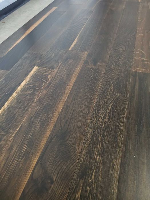 Parkiet dąb wędzony lakier (11x70x490) 120 m2