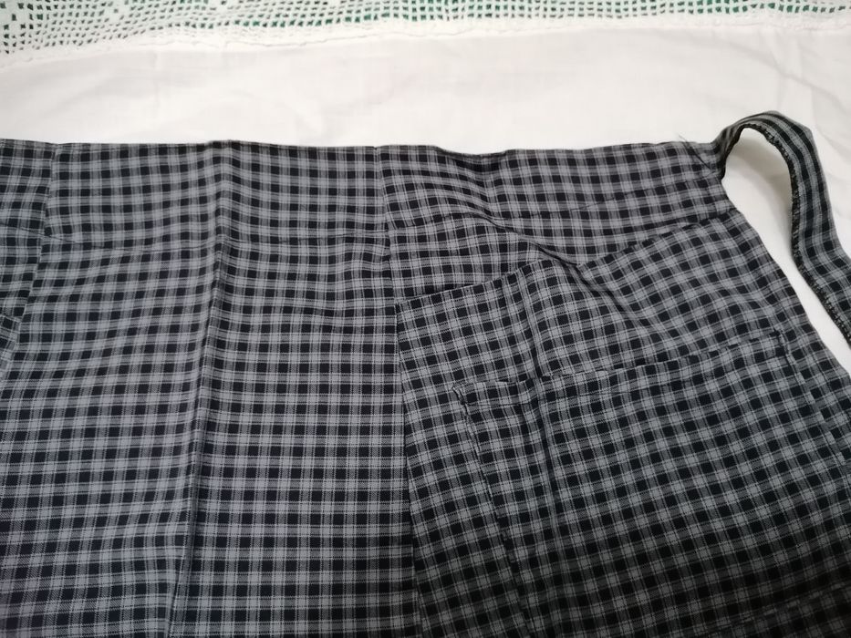 Aventais tons preto e cinza