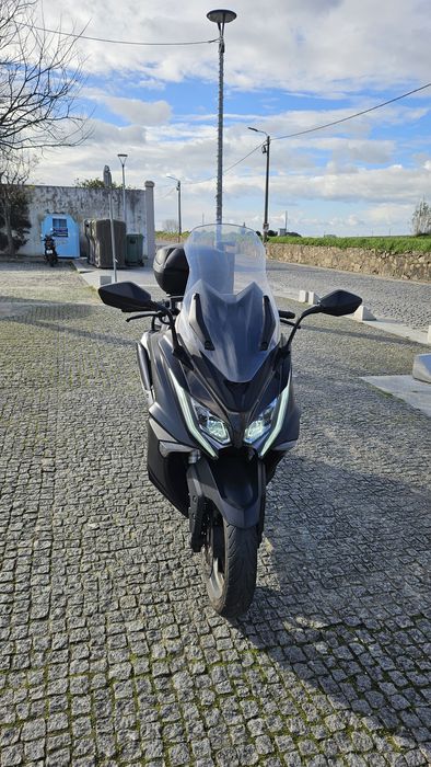 Kymco AK550 - 39 mil km ano 2019