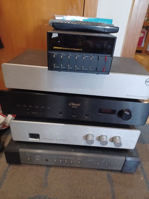 Amplificadores ,PLINIUS 2100-i ,CLASSÉ Cap80,