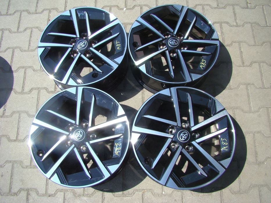 a85 5x114,3 Toyota C-HR RAV4 Verso Corolla Camry Avensis niemotnowane 7jx17