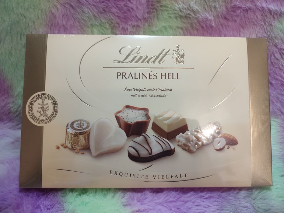 Lindt hell, classic, 200g czekoladki praliny bombonierka