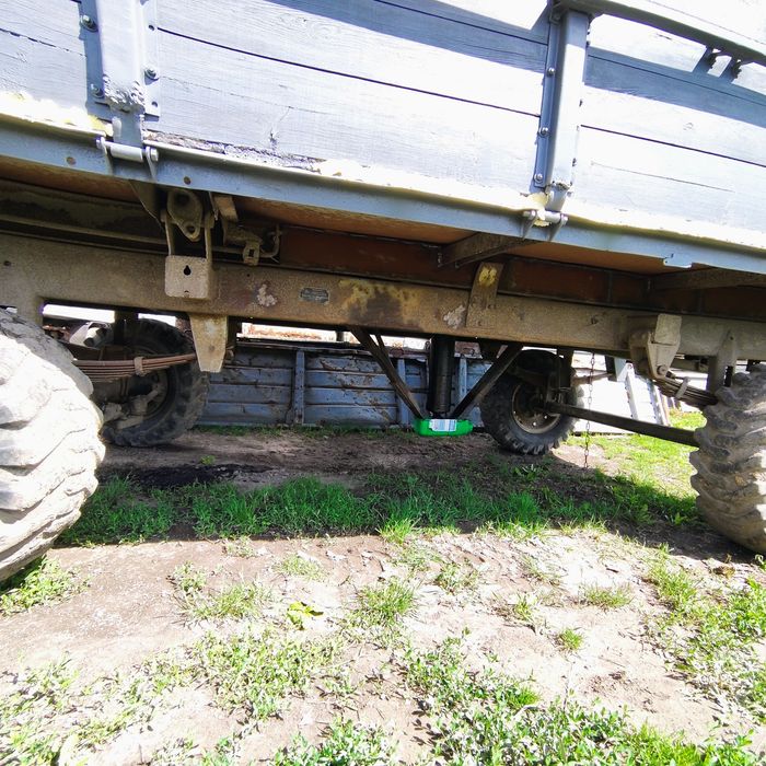 Продам прицеп 2ПТС 4