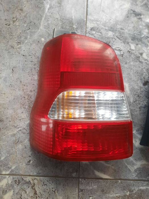 Правий фонарь Мазда Деміо. Рестайл!