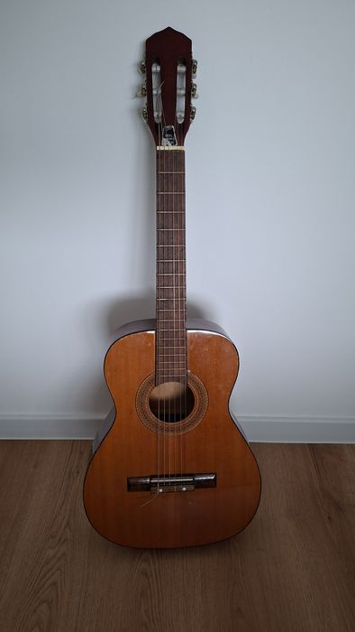 Gitara akustyczna