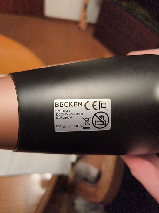 Secador cabelo BECKEN