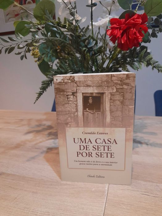 Uma Casa de Sete por Sete (1ª Edição)