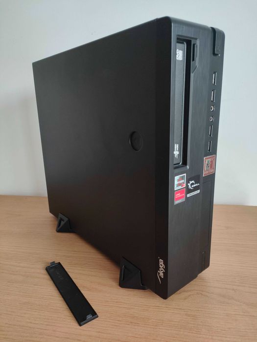 Komputer SFF Ryzen 5 3400G / RX Vega 11 (mały PC , media center)