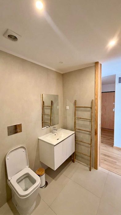 Arrenda-se T0 Novo a partir de 1 de Agosto - Totalmente Equipado e Mobilado – Águas Santas – 900€/mês