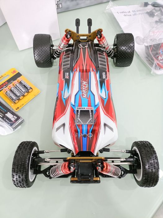 Wltoys escala 1/10 NOVO com 2 baterias